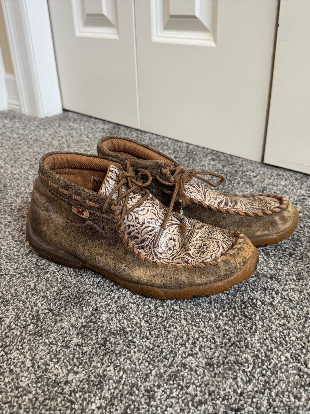 Twisted X Tooled Chukka Driving Mocs Bomber Nude Floral Men’s 7.5